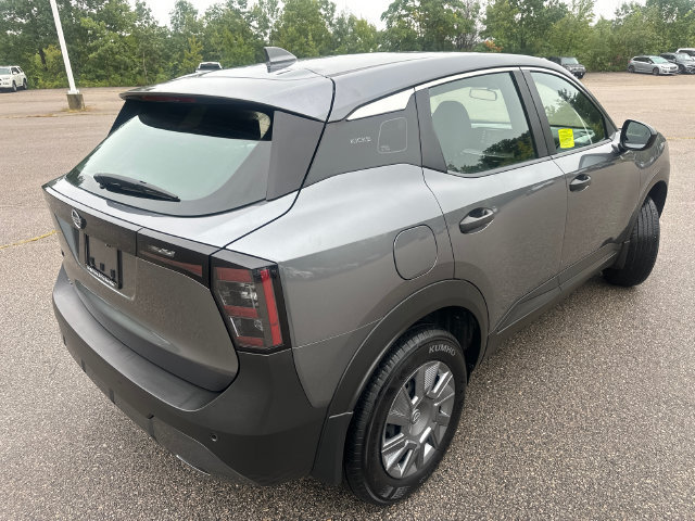 Used 2025 Nissan Kicks S FWD image 8
