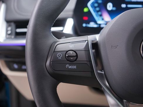 Used 2025 BMW X1 xDrive28i w/ Convenience Package AWD/4WD image 19