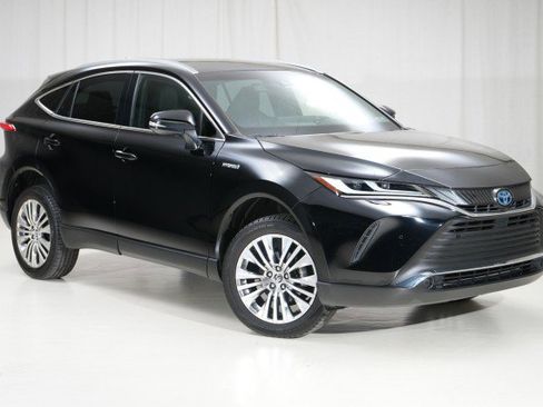 Used 2021 Toyota Venza XLE image 13