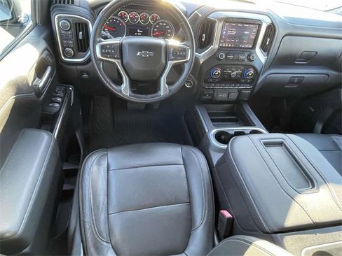 Certified 2020 Chevrolet Silverado 1500 RST image 13