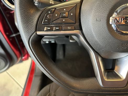 Used 2020 Nissan Kicks SV FWD image 11