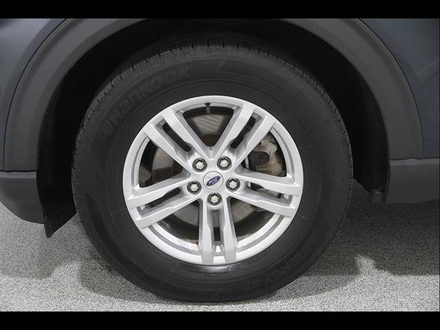 Certified 2022 Ford Explorer XLT w/ Equipment Group 202A AWD/4WD image 23