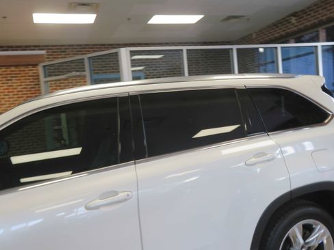 Used 2014 Toyota Highlander Limited image 79