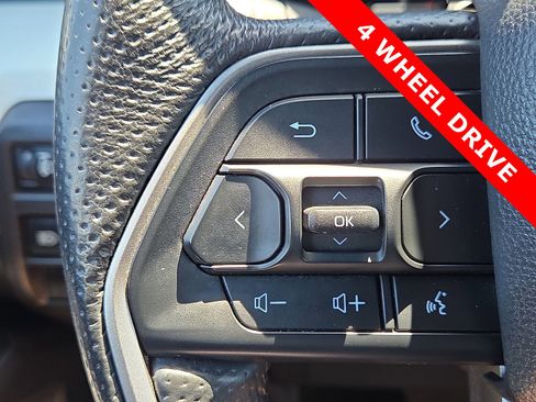 Used 2024 Toyota Tacoma TRD Off-Road AWD/4WD image 21