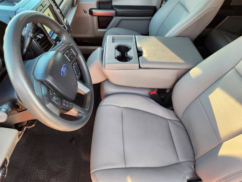 Used 2022 Ford F350 XLT w/ XLT Value Package image 22