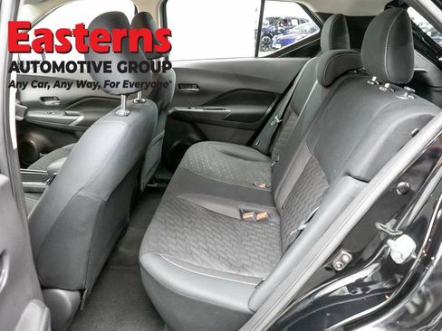 Used 2023 Nissan Kicks SV FWD image 21