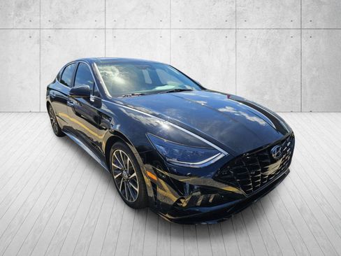 Used 2023 Hyundai Sonata Limited FWD image 1