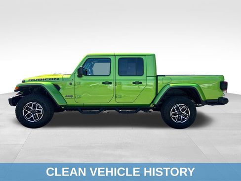 Used 2025 Jeep Gladiator Rubicon AWD/4WD image 3