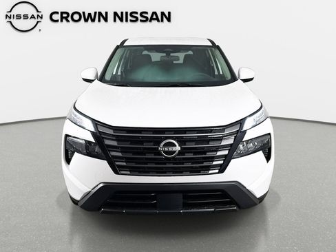 New 2026 Nissan Rogue SV FWD image 2
