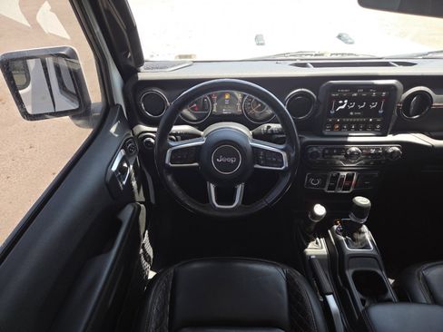Used 2021 Jeep Wrangler Unlimited Sahara AWD/4WD image 23