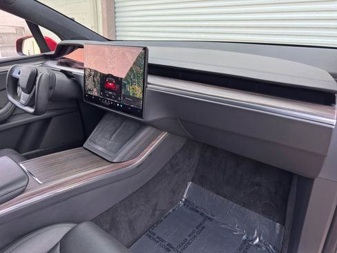 Used 2023 Tesla Model X AWD/4WD image 14