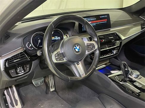 Used 2018 BMW 530i xDrive image 4