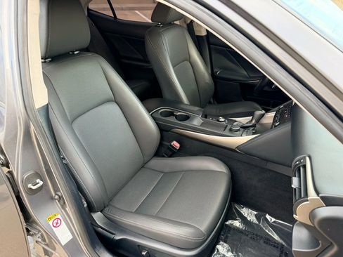 Used 2019 Lexus IS 300 w/ Accessory Package 2 image 15