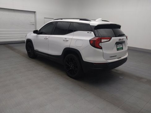 Used 2023 GMC Terrain SLE w/ Elevation Edition FWD image 3