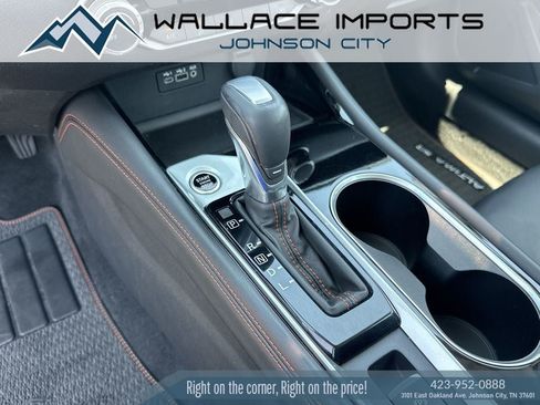 Used 2024 Nissan Altima 2.5 SR AWD/4WD image 17