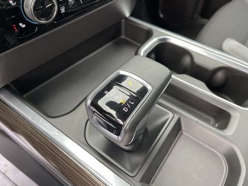 Used 2023 Chevrolet Silverado 1500 RST AWD/4WD image 19