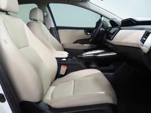 Used 2018 Honda Clarity Touring image 12