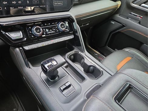 Used 2022 GMC Sierra 1500 AT4 w/ AT4 Preferred Package image 25