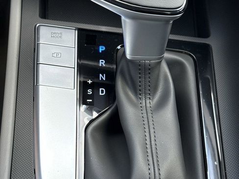 New 2026 Hyundai Elantra Sport FWD image 25