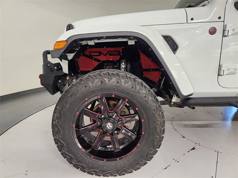 Used 2018 Jeep Wrangler Unlimited Rubicon w/ Dual Top Group image 11