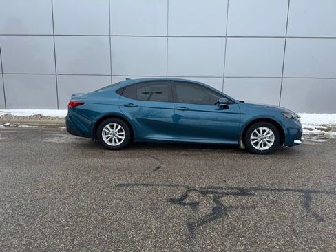 Certified 2025 Toyota Camry LE w/ Convenience Package image 33