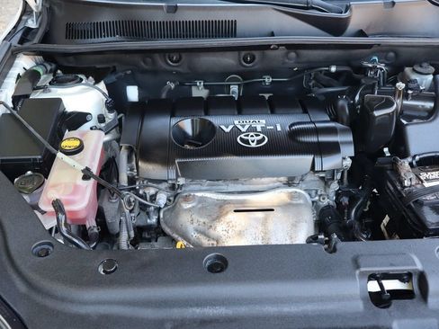 Used 2010 Toyota RAV4 Limited w/ Limited Extra Value Pkg AWD/4WD image 38