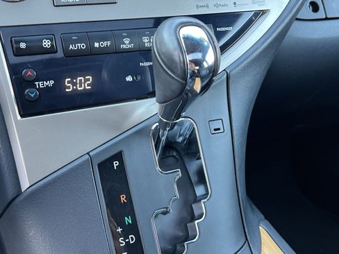 Used 2015 Lexus RX 450h AWD image 21