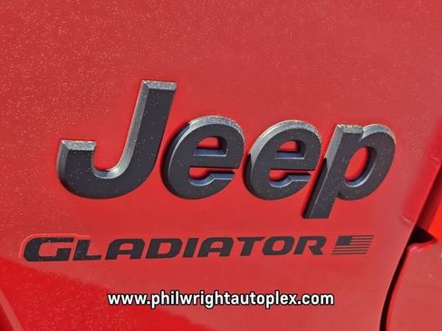 Used 2024 Jeep Gladiator Sport image 16