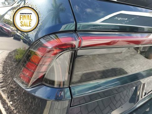 New 2025 Lincoln Navigator Reserve image 13