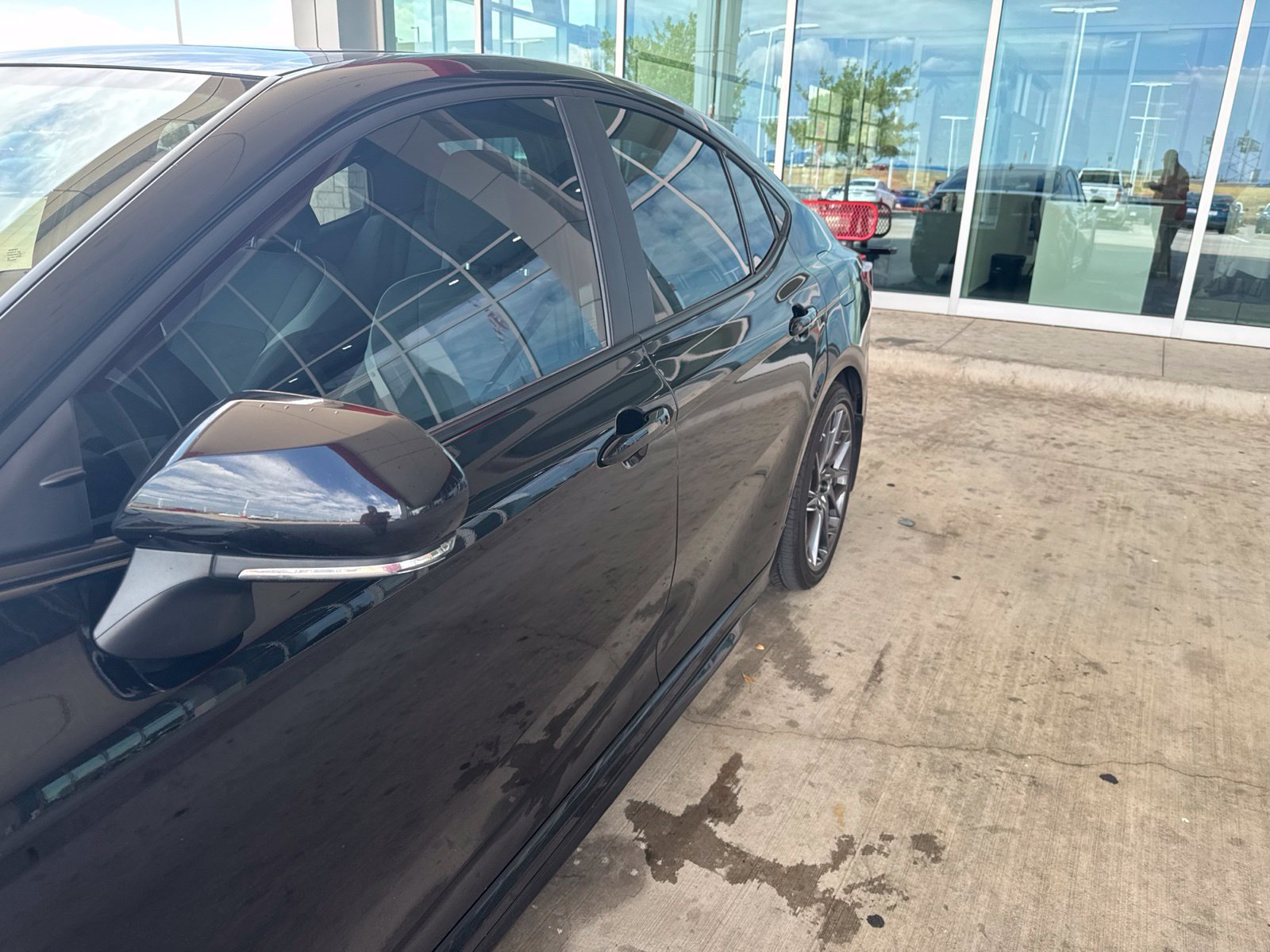 Used 2026 Toyota Camry SE w/ Multimedia Upgrade Package FWD image 4