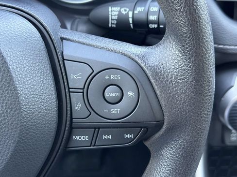 Used 2024 Toyota RAV4 XLE w/ Convenience Package FWD image 11