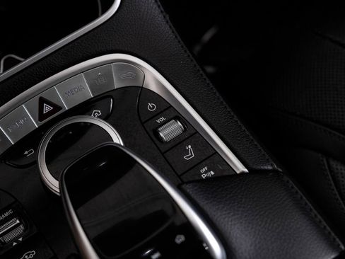 Used 2018 Mercedes-Benz S 450 4MATIC Sedan w/ AMG Line Exterior image 31