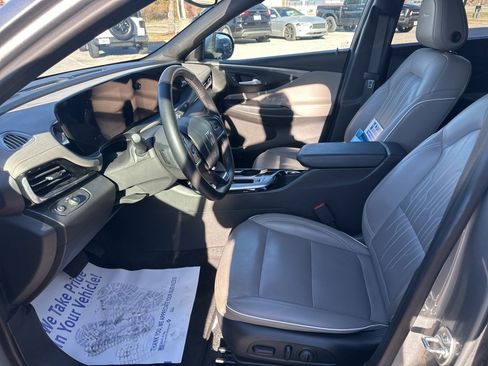 Used 2024 Buick Envista Avenir image 57