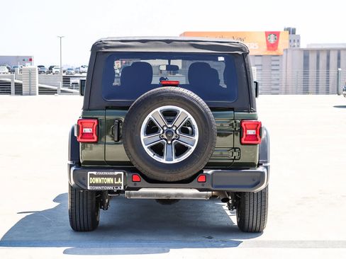 Used 2022 Jeep Wrangler Sport S AWD/4WD image 5