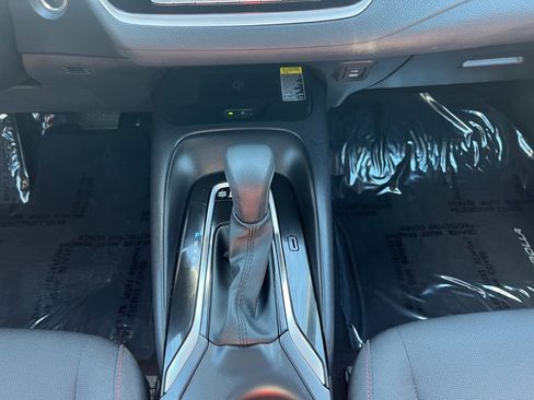 Used 2026 Toyota Corolla SE w/ SE Package FWD image 19