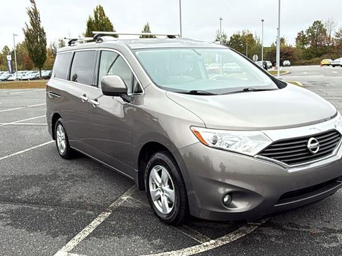 Used 2015 Nissan Quest SV image 1