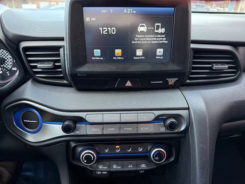 Used 2019 Hyundai Veloster 2.0 image 20