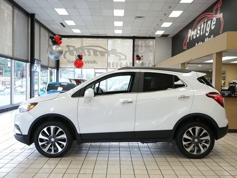 Used 2022 Buick Encore Preferred w/ Safety Package AWD/4WD image 3