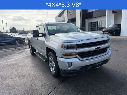 Used 2019 Chevrolet Silverado 1500 Custom w/ Custom Convenience Package image 3