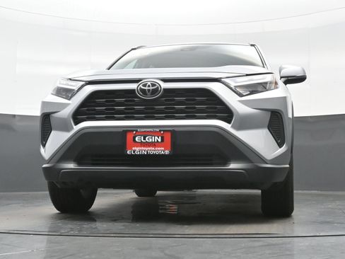 Used 2025 Toyota RAV4 XLE AWD/4WD image 27