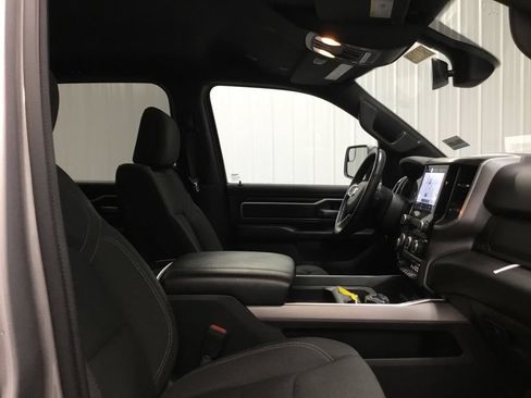 Used 2022 RAM 1500 Big Horn AWD/4WD image 19