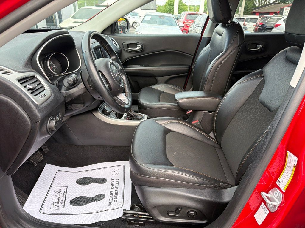 Used 2021 Jeep Compass Latitude w/ Convenience Group AWD/4WD image 18