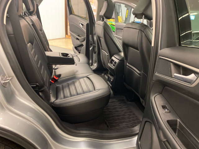 Used 2024 Ford Edge SEL w/ Convenience Package AWD/4WD image 32