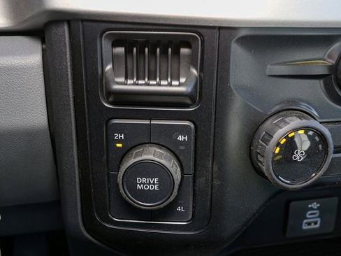 New 2025 Ford F550 4x4 Regular Cab Super Duty image 25