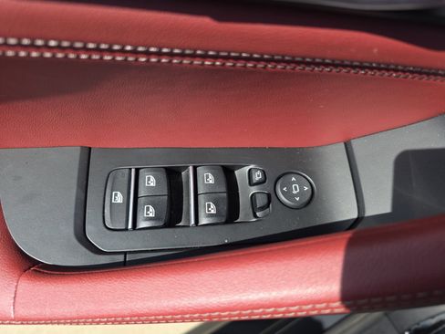 Used 2024 BMW X6 M60i w/ Climate Comfort Package AWD/4WD image 27