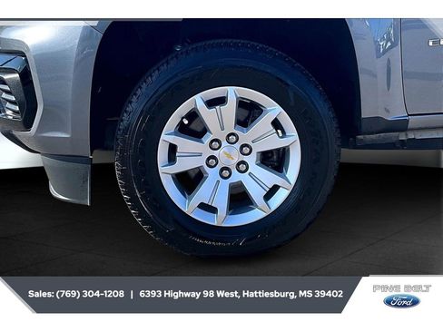 Used 2021 Chevrolet Colorado W/T w/ WT Convenience Package RWD image 7