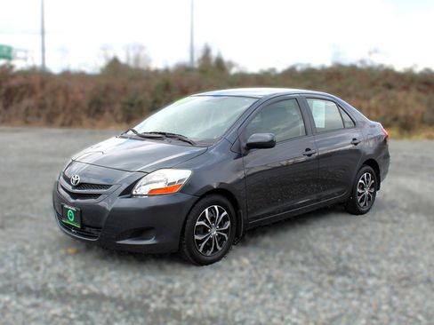 Used 2008 Toyota Yaris Sedan image 3