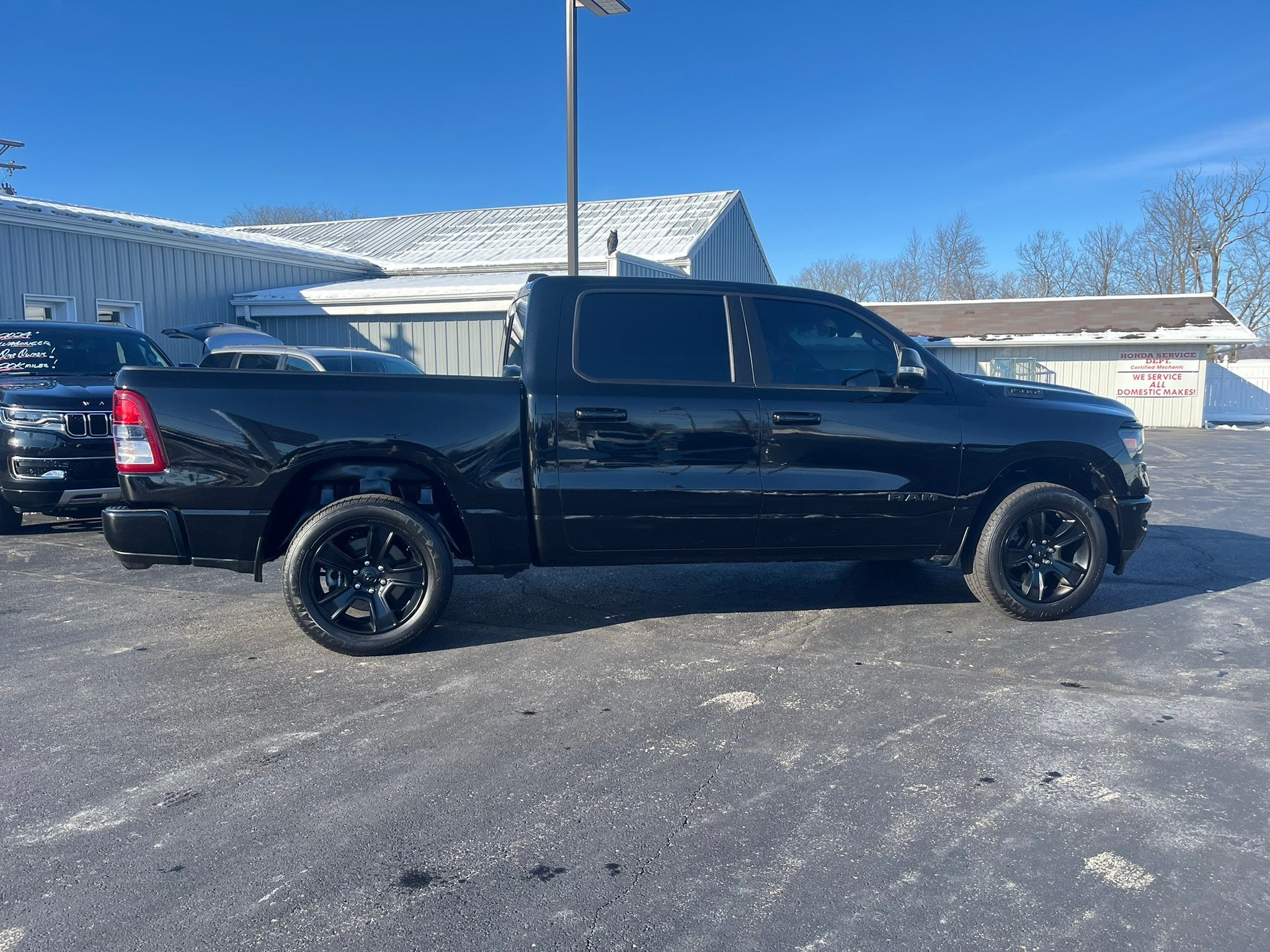Used 2022 RAM 1500 Big Horn AWD/4WD image 11