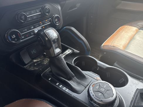 Used 2021 Ford Bronco Outer Banks AWD/4WD image 26