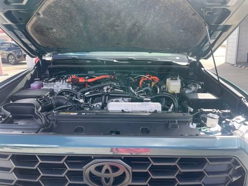 New 2026 Toyota 4Runner TRD Off-Road AWD/4WD image 21